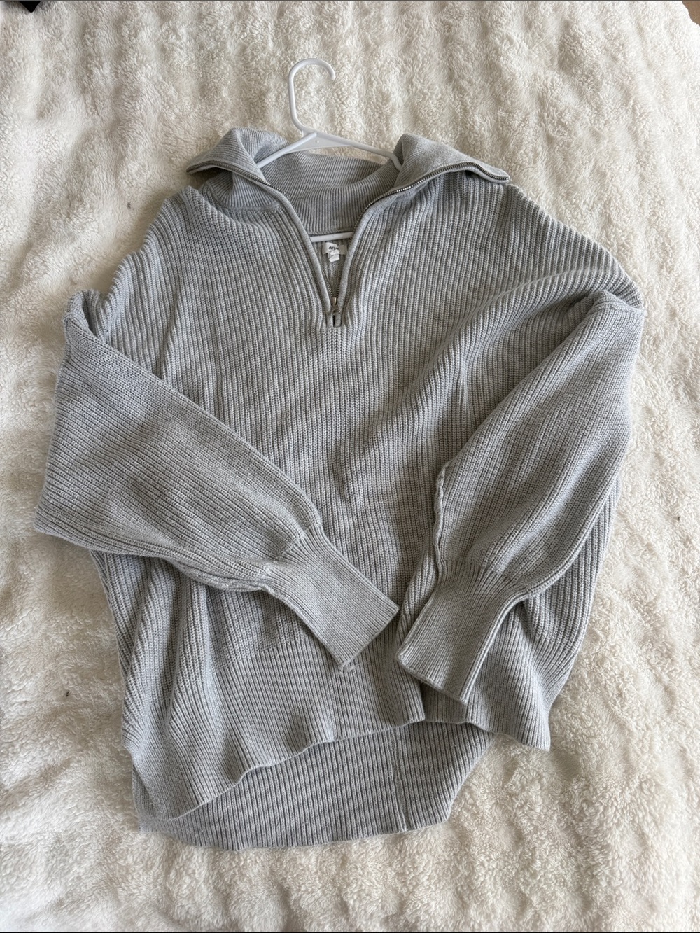 aerie Light Gray Off-the-Shoulder Ribbed Sweater